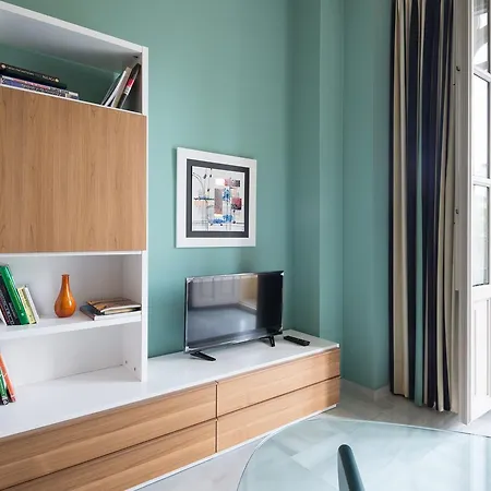Plaza De La Merced Premium 2 Bedrooms